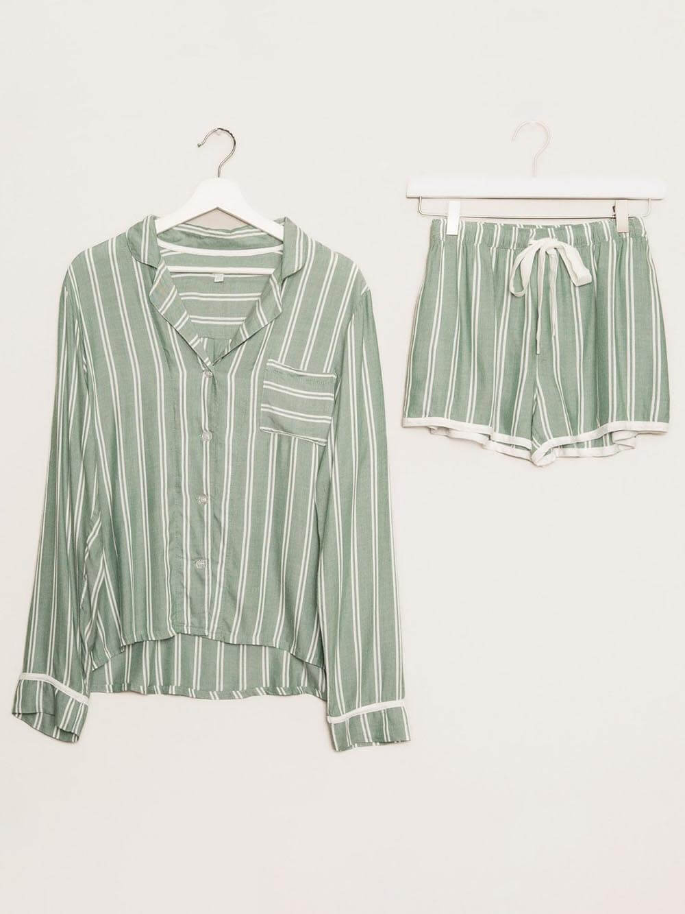 VeloraNest™ — Wrap Yourself in All-Day Featherlight Comfort and Effortless Style