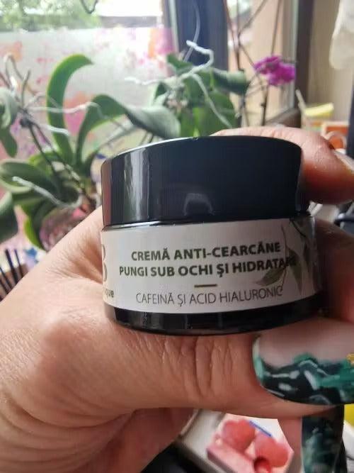 Anti-Dark Circles and Eye Bags Cream that reduces dark circles, bags and fine wrinkles