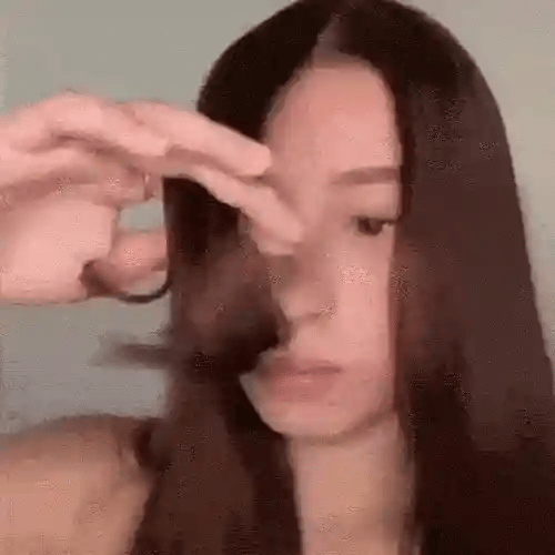 SilqueWave™ — Unlock Silky, Head-Turning Hair Without the Heat Damage