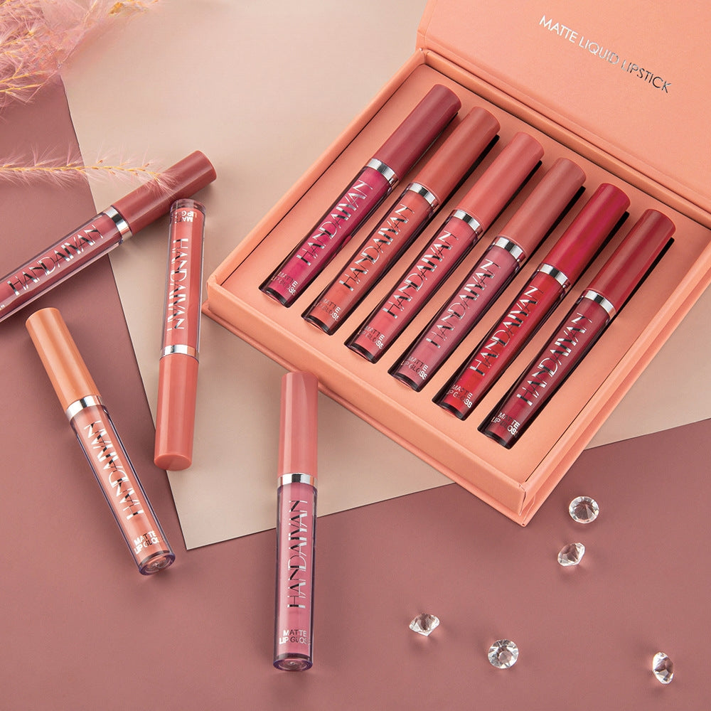 Veloura™ — Lips That Stay Bold and Beautiful From Dawn to Dark