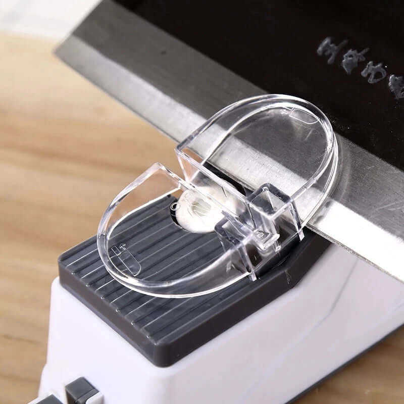 BladeMaster™ — Transform Every Cut into a Safe, Effortless Precision Slice