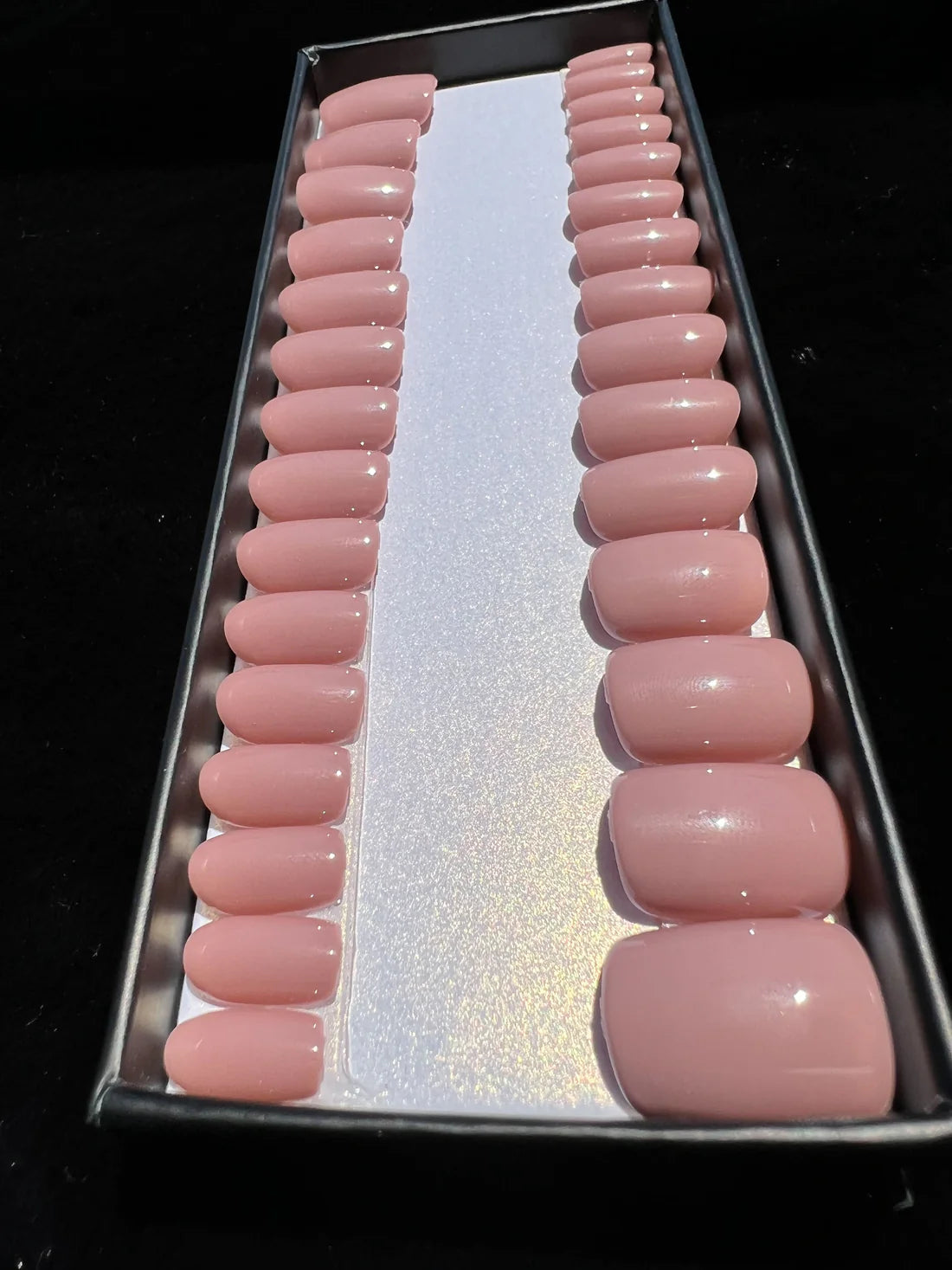 VeloraShade™ — Effortless Chic Nails That Elevate Every Look and Boost Your Confidence
