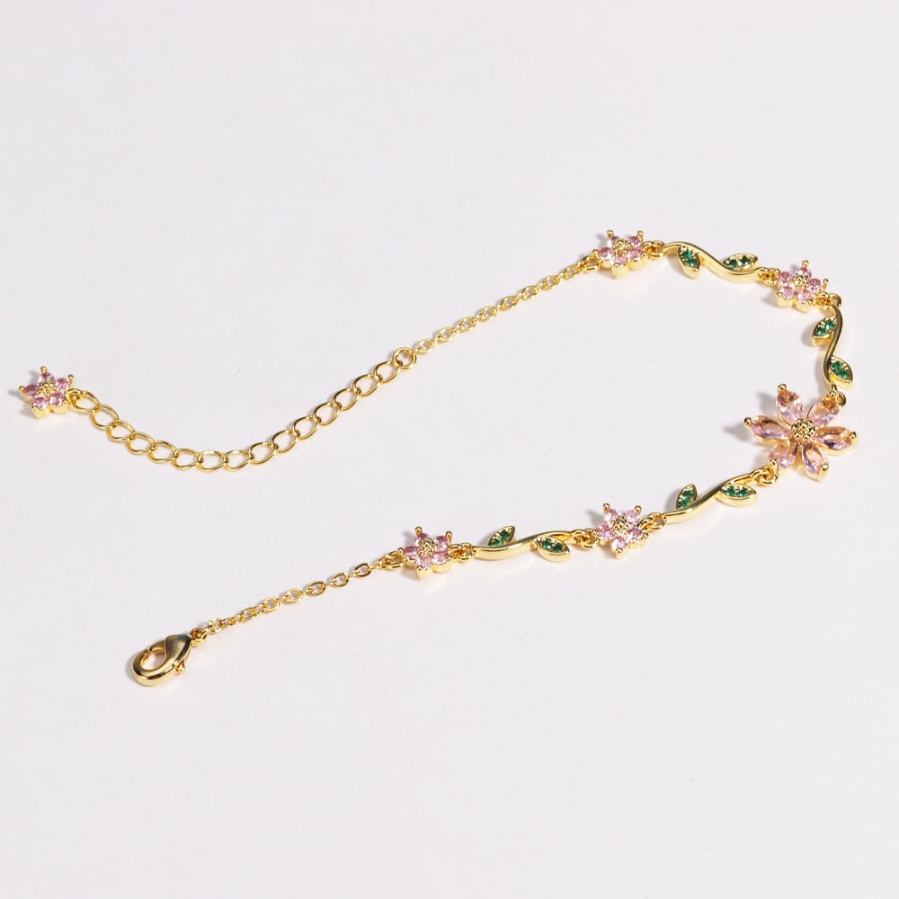 FloraLuxe™ — Wear Feather-Light Floral Elegance That Boosts Your Confidence Instantly