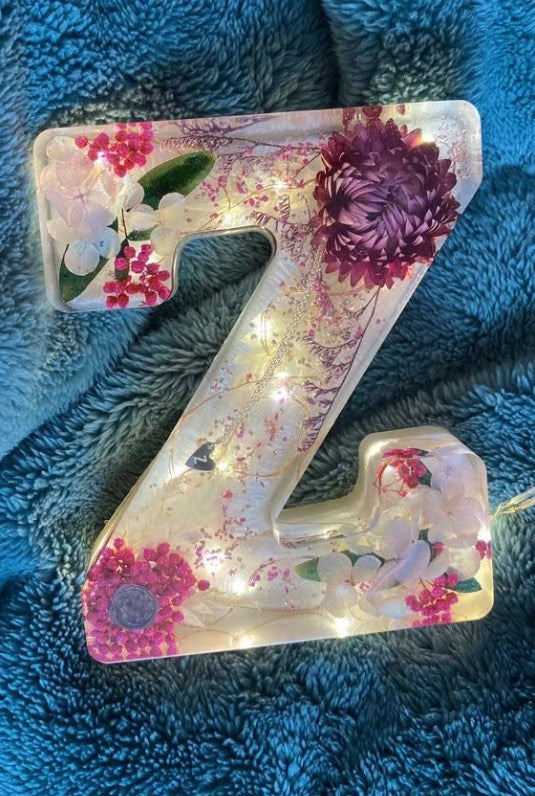 FloraGlow™ | Artisan Floral Night Light for a Dreamlike Ambiance