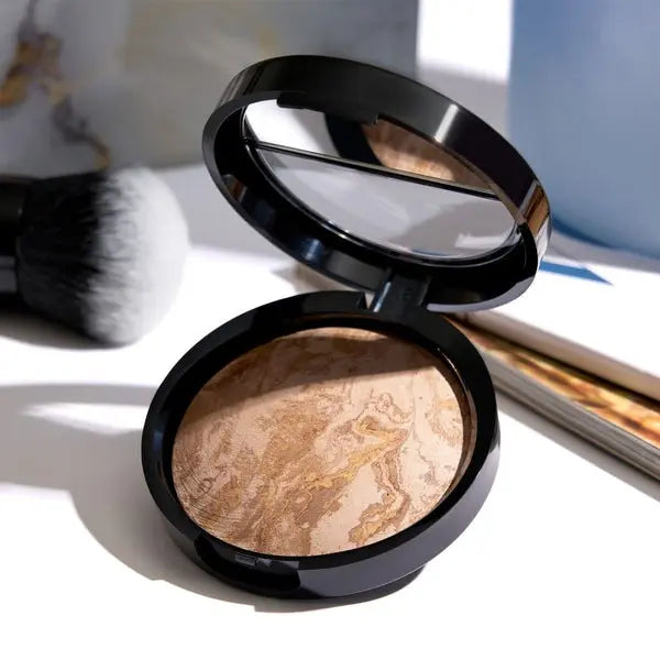 VivaLumina™ — Unmask Your Natural Glow with All-Day Flawless Radiance