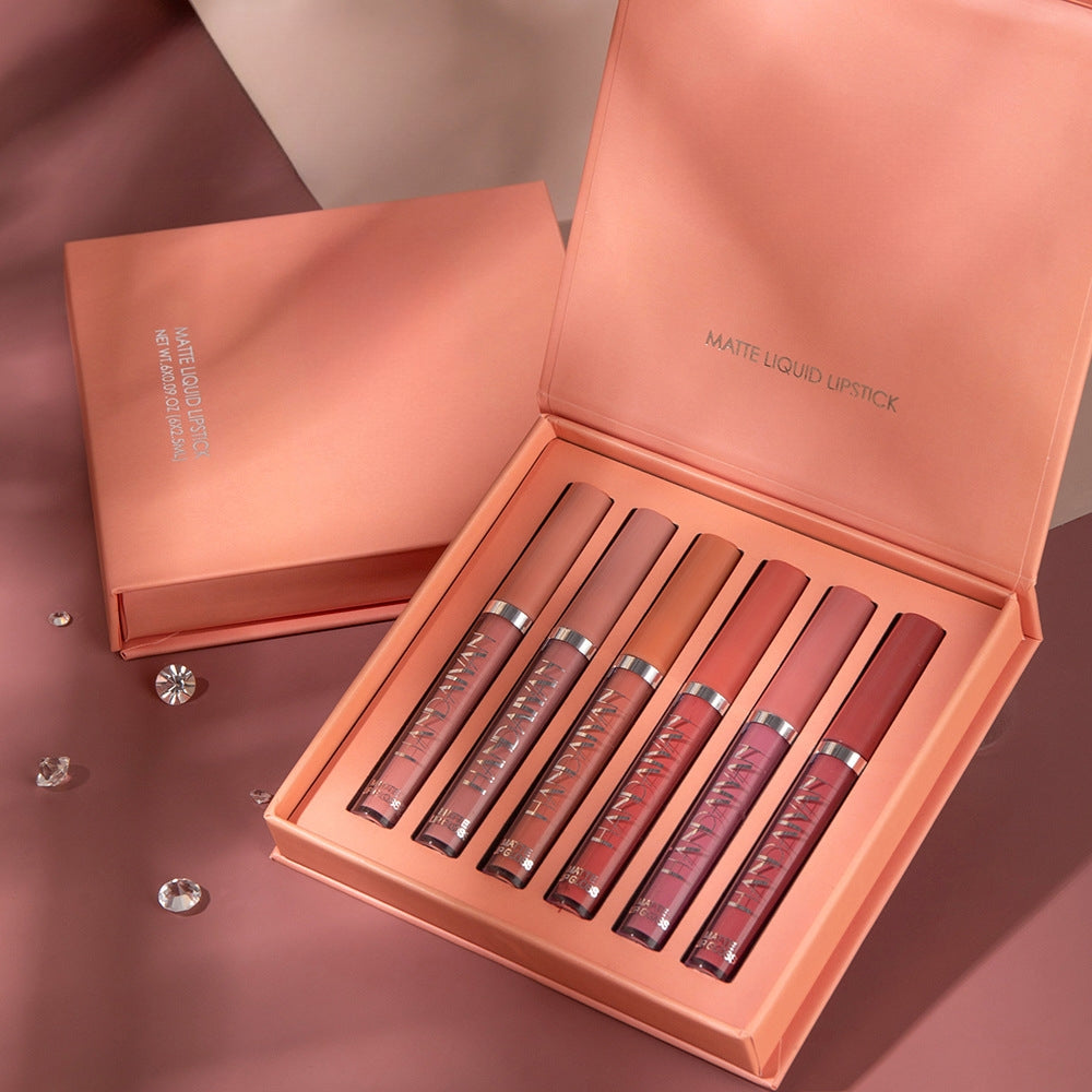 Veloura™ — Lips That Stay Bold and Beautiful From Dawn to Dark