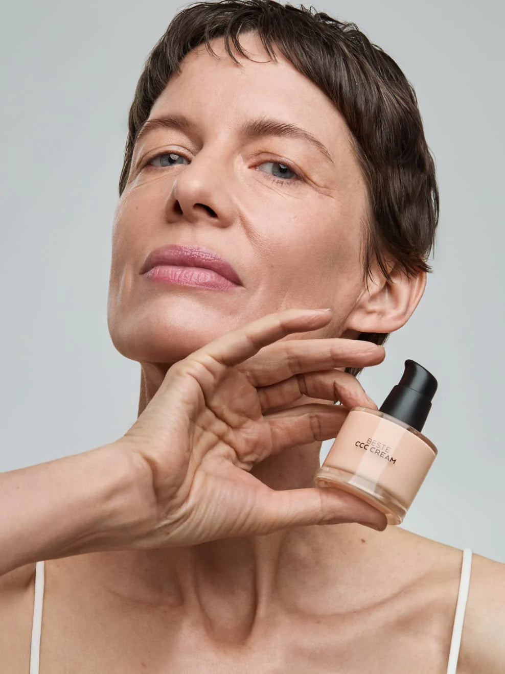 VelvetMatte™ — Instantly Smooths, Hydrates, and Radiates Your Natural Beauty All Day