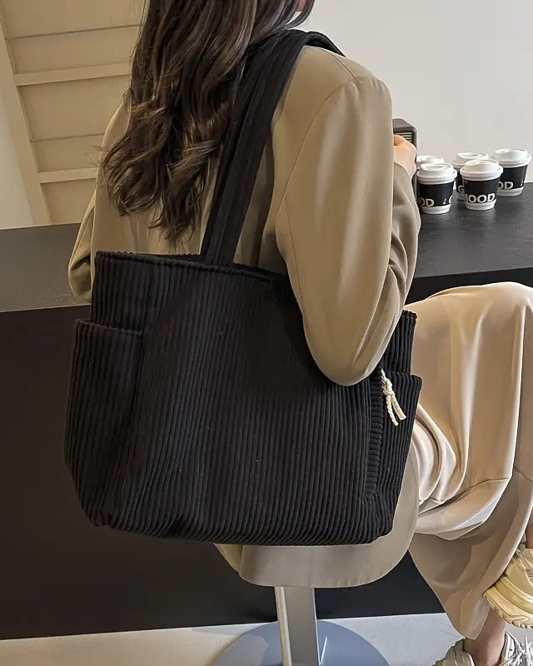 LuxeTide™ — Effortless Style and Spacious Confidence Wherever You Go