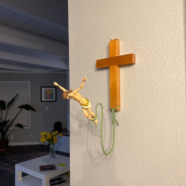 Jesus Bungee Jumping