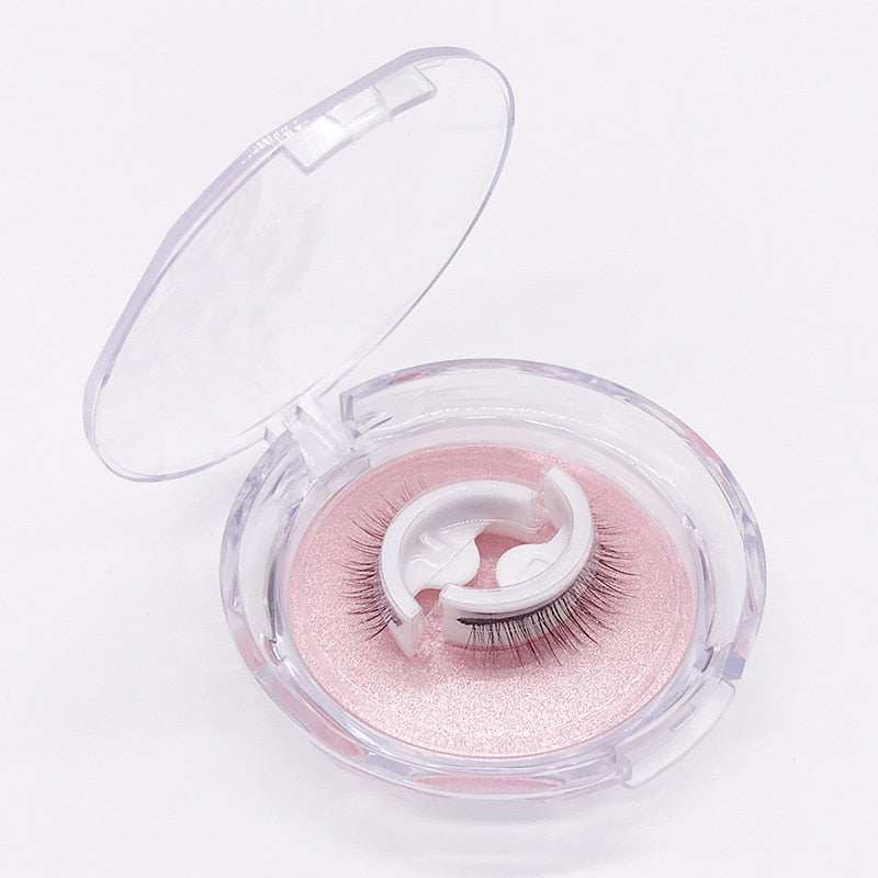 GlowMist™ — Instant, Natural-Looking Lashes That Boost Your Confidence in Seconds