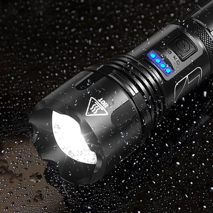MaxiLumi | Ultra-bright waterproof flashlight with a range of 500m (FREE USB cable)
