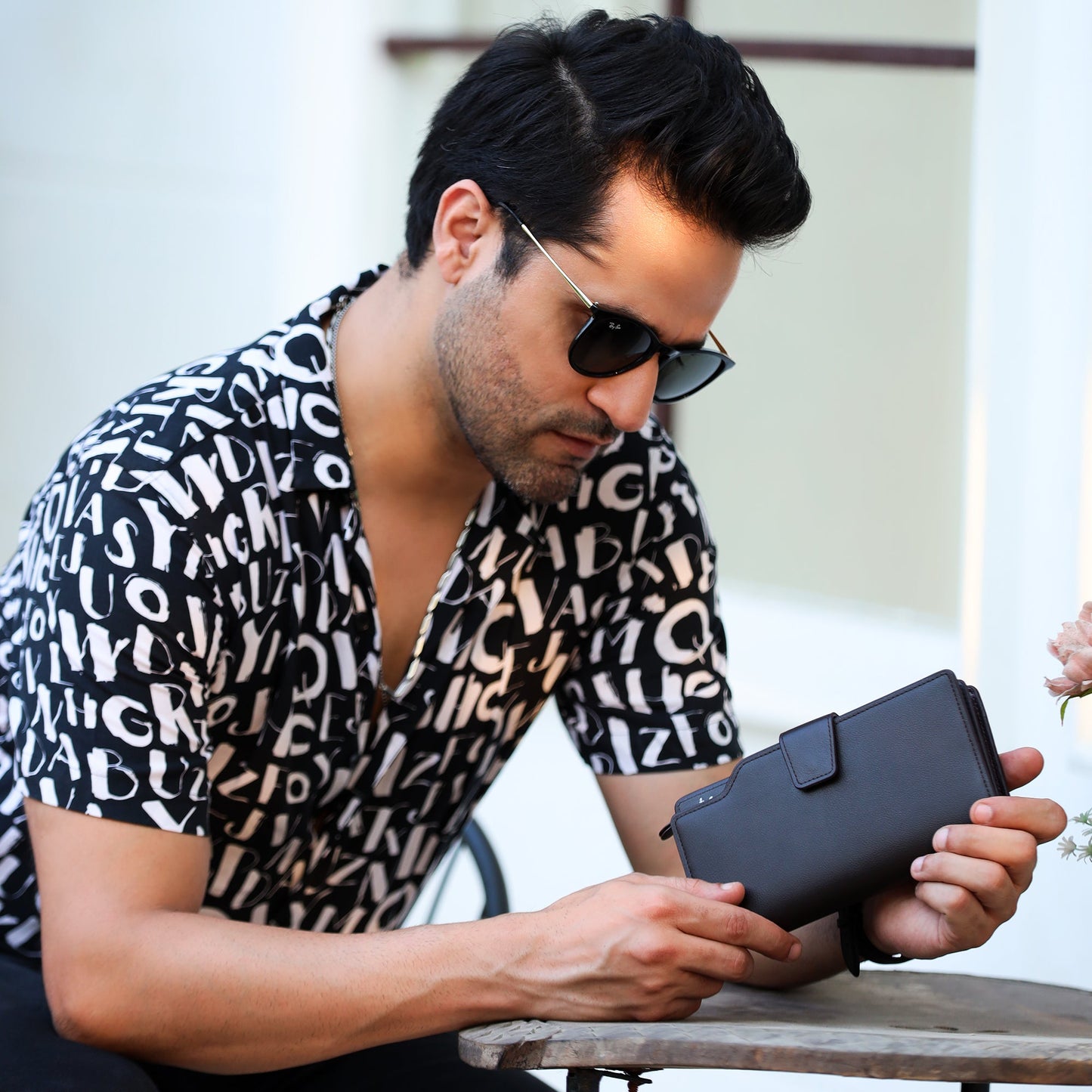 StrideEdge™ — Carry Less, Command More with Effortless Style and Ultimate Freedom