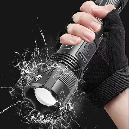 MaxiLumi | Ultra-bright waterproof flashlight with a range of 500m (FREE USB cable)