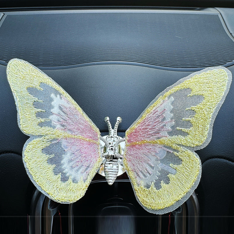 RamiaAura™ — Transform Your Drive with Elegance and Uplifting Scents