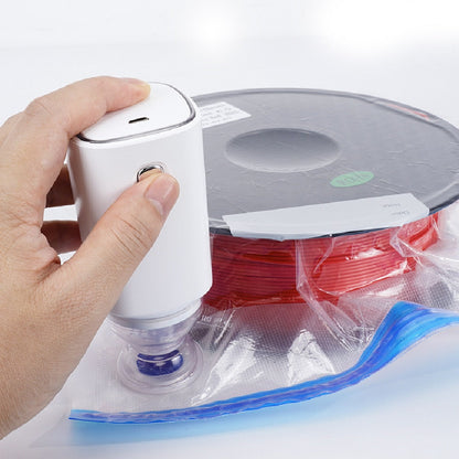 Fresh Vacpro™ | Lock in freshness instantly with the push of a button!