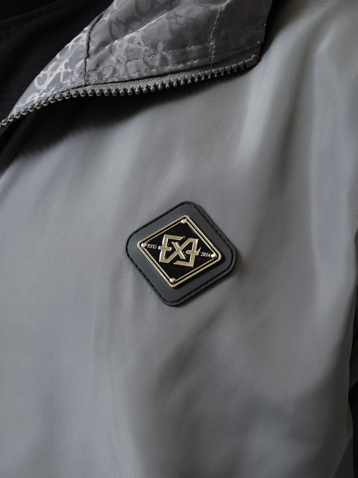 AeroShift™ — Flip Your Look and Weather the Day with Unshakable Confidence