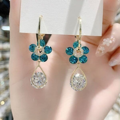 LumiFleur™ Crystal Earrings — Sparkle with Effortless Glamour That Turns Heads Everywhere