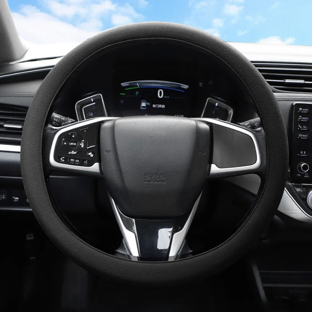 GripThrone™ — Experience Unmatched Comfort and Command Every Mile