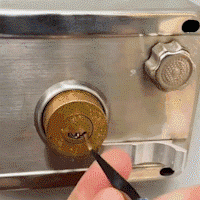 KeyFree™ — Extract Broken Keys Fast & Easy | 50% Off