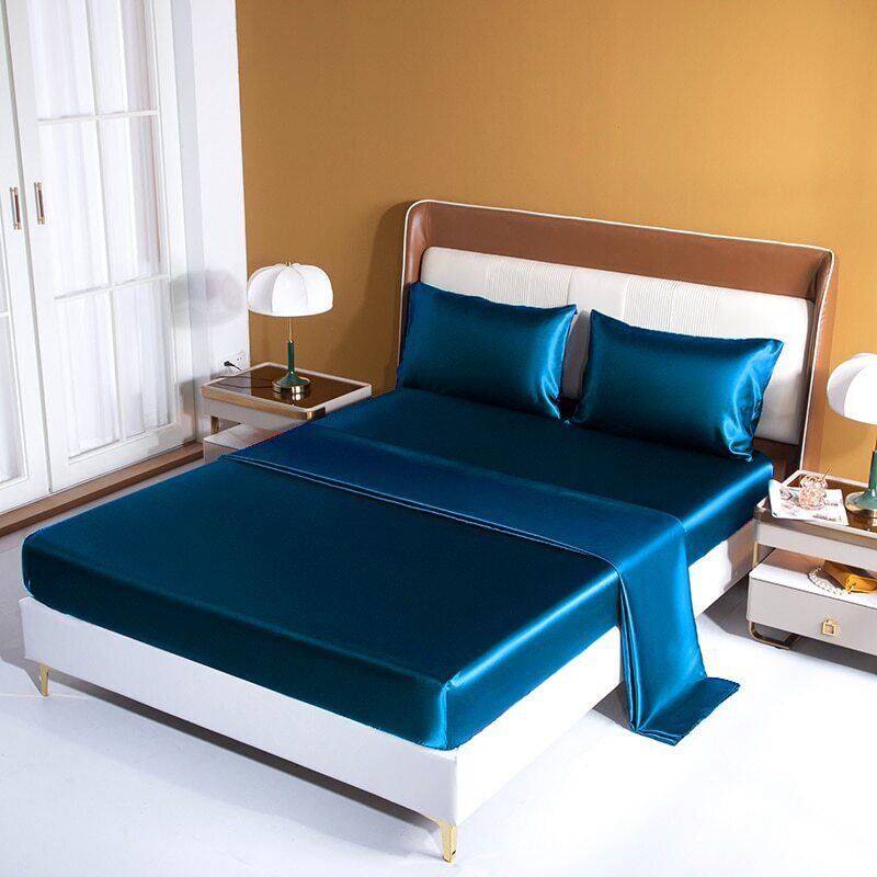 Liora — Breathable Ice Silk Bedding Set with Wrinkle-Resistant Fit
