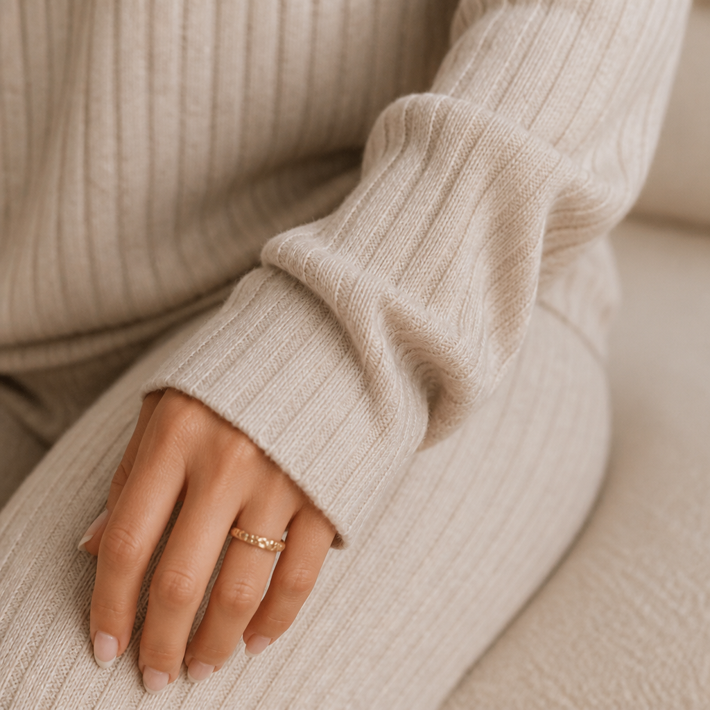 Serelis™ – Cozy Ribbed V-Neck Lounge Set with Wide-Leg Trousers