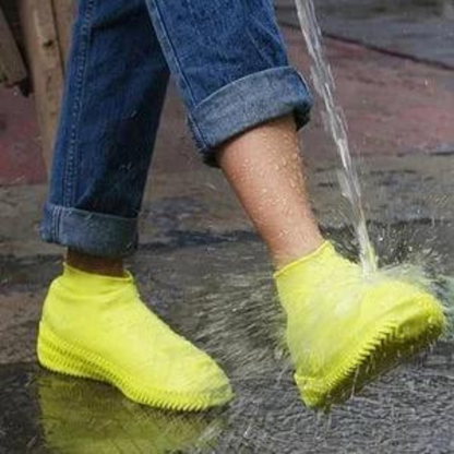 SlipGuard™ Shoe Shields — Keep Every Step Dry, Clean, and Totally Confident
