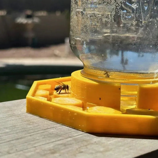 BuzzBloom – Garden Decorative Bee Watering Spot