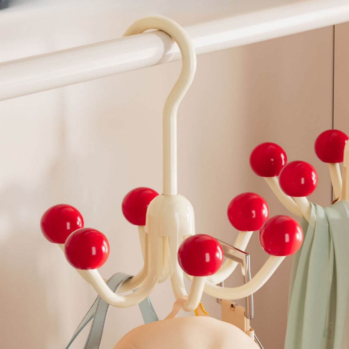 SwivelMaster™ — Instantly Transform Cluttered Closets into Calm, Organized Spaces
