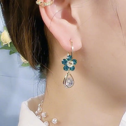 LumiFleur™ Crystal Earrings — Sparkle with Effortless Glamour That Turns Heads Everywhere