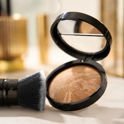 VivaLumina™ — Unmask Your Natural Glow with All-Day Flawless Radiance
