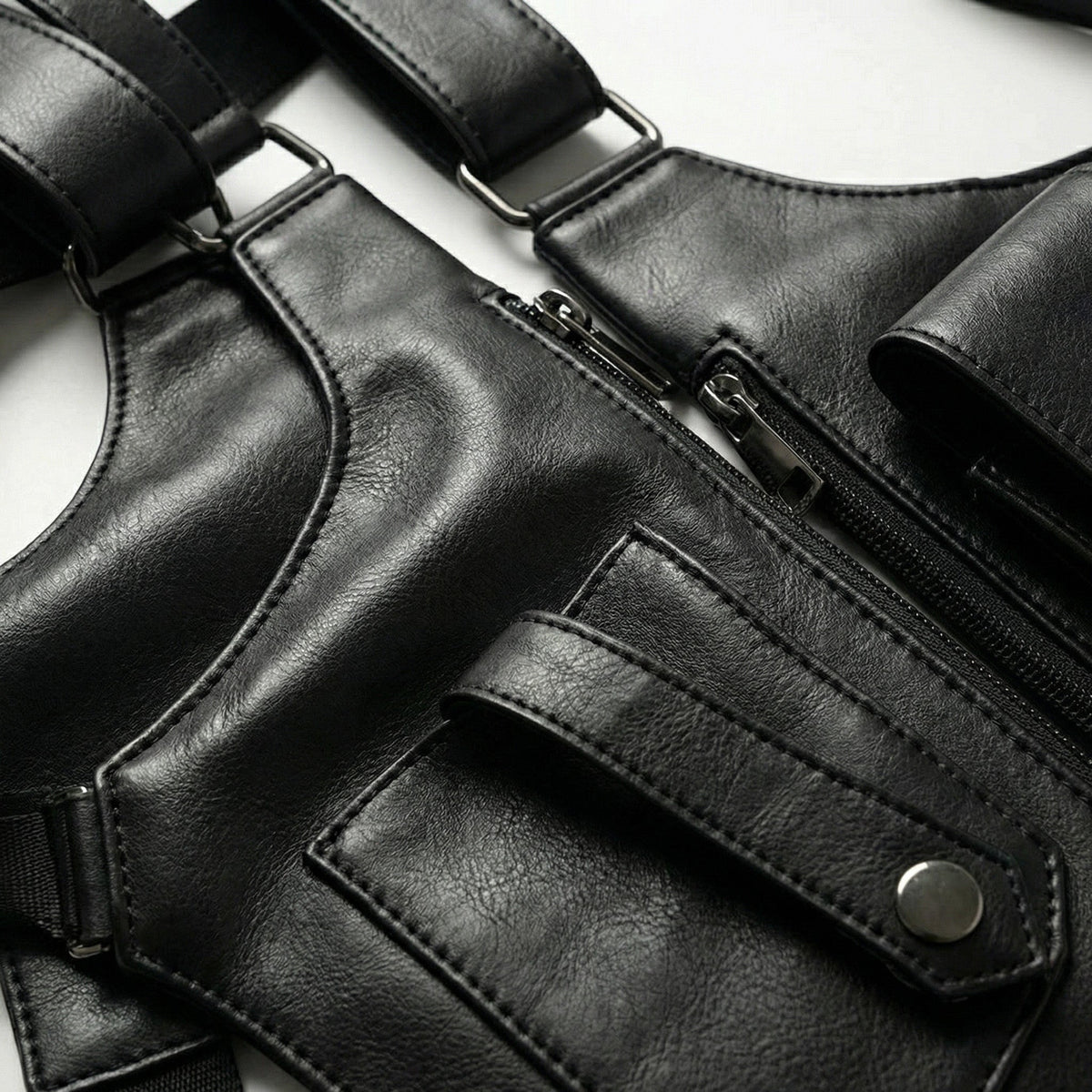 EverRise™ Signature Satchel — Carry Confidence and Command Attention Wherever You Go