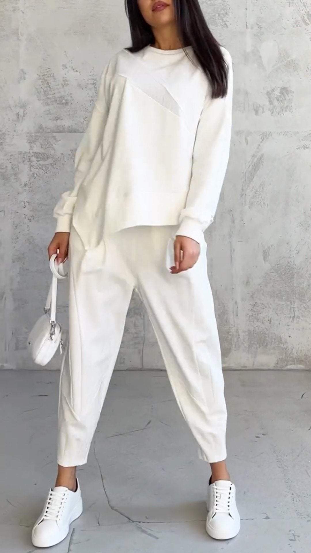 VeluraLux™ — Experience All-Day Softness That Moves with You