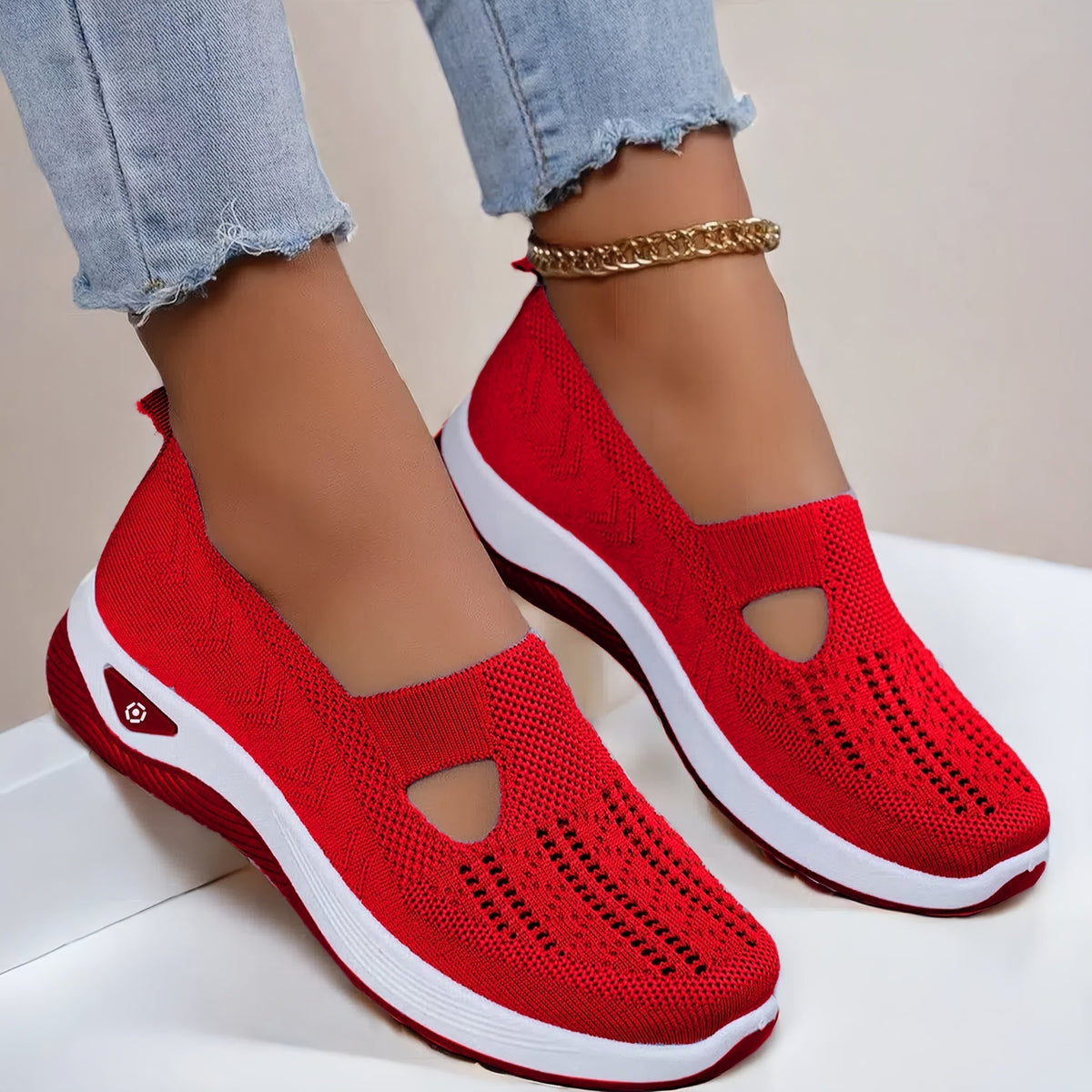 RamellaStride™ — Feel Unstoppable Comfort and Style in Every Step