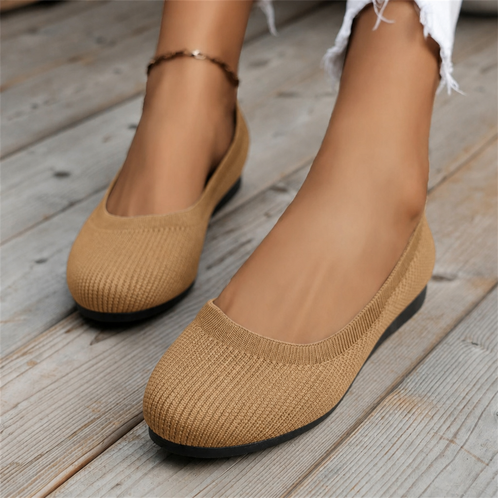 StrideEase™ — Walk Without Pain All Day with Cloud-Like Support and Comfort