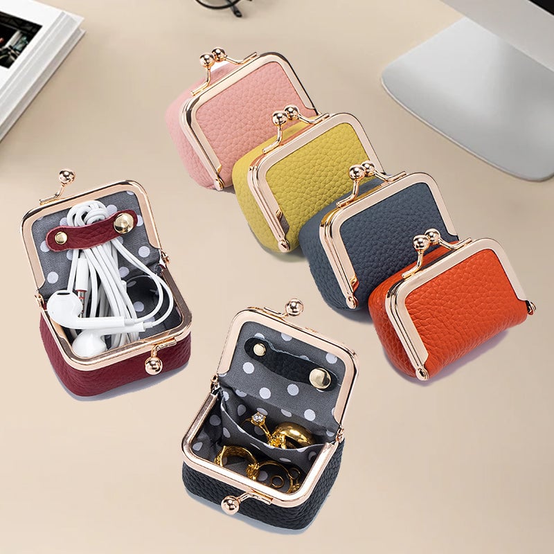 LuxeNest™ Mini Jewelry Vault — Keep Your Sparkle Perfectly Organized and Ready to Shine