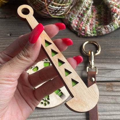 FlowNest™ — Effortless Yarn Flow That Frees Your Hands and Ignites Creativity
