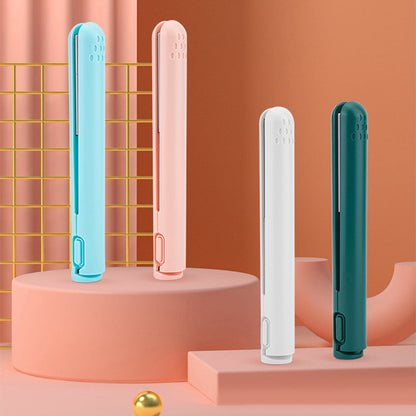 ViviaWave™ Mini Styler — Instant, Damage-Free Glam That Fits in Your Pocket
