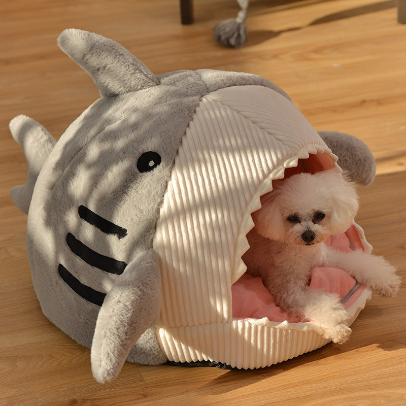 Shark Pet Bed: Warm and Cozy