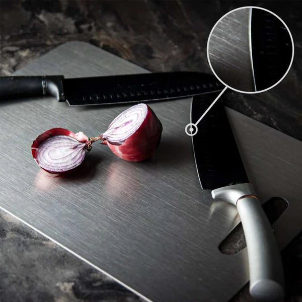 SteelGrip™ — Master Every Chop with Sharp, Stain-Free Confidence