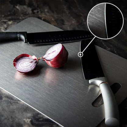 SteelGrip™ — Master Every Chop with Sharp, Stain-Free Confidence