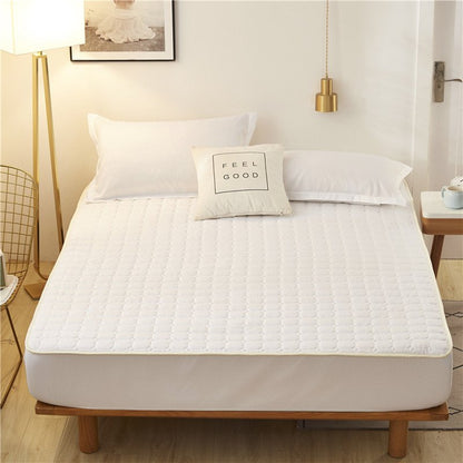 Silky Breathable Mattress Cover