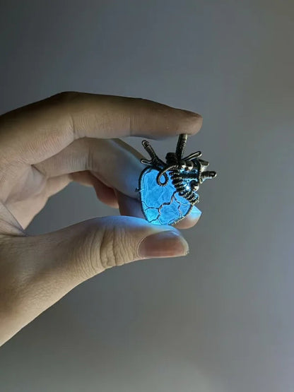 AuraPulse™ — Wear a Soothing Spark That Calms Your Soul and Commands Every Room