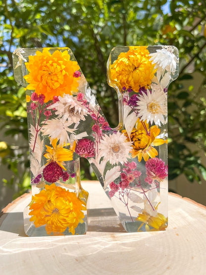FloraGlow™ | Artisan Floral Night Light for a Dreamlike Ambiance