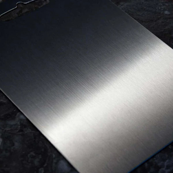 SteelGrip™ — Master Every Chop with Sharp, Stain-Free Confidence