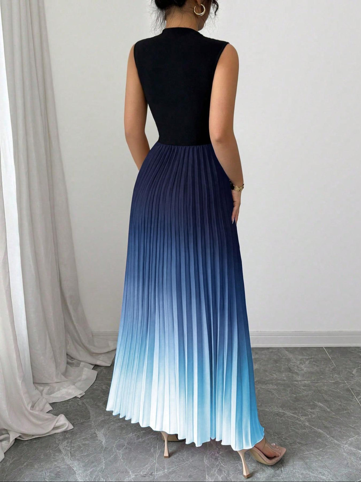 VestraVibe™ Dress — Glow Confident and Flawless All Day, Every Day