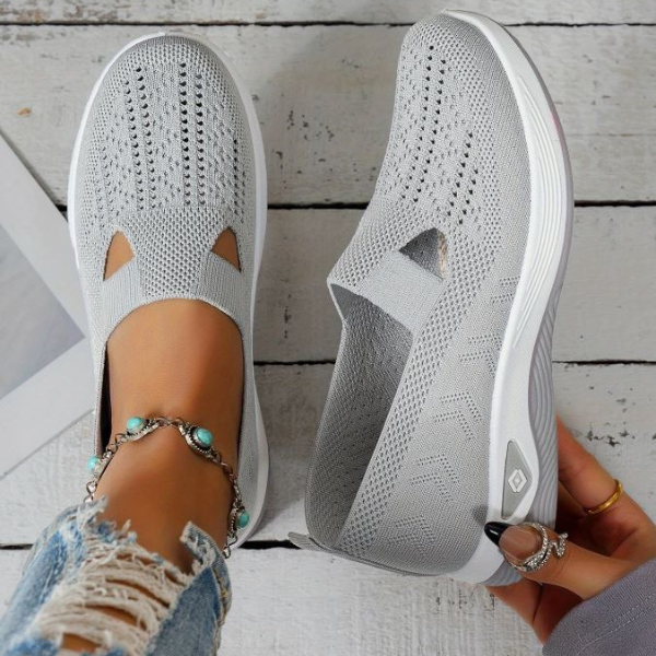 RamellaStride™ — Feel Unstoppable Comfort and Style in Every Step