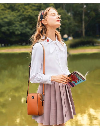 StrideLux™ Crossbody — Elevate Your Style and Move Freely Without the Bulk