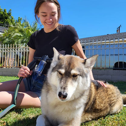 HydroHound™ — Turn Bath Time Into a Calm, Splash-Free Bonding Moment