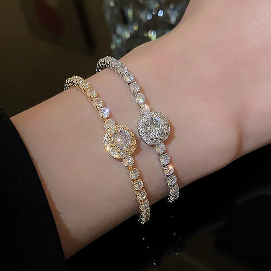 ViraLuxe™ — Wrap Your Wrist in Perfect Comfort and Captivating Sparkle