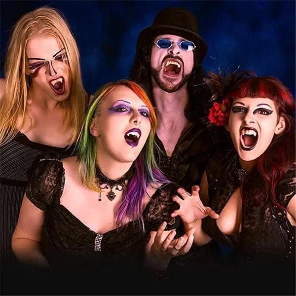 Automatic Retractable Vampire Fang Set